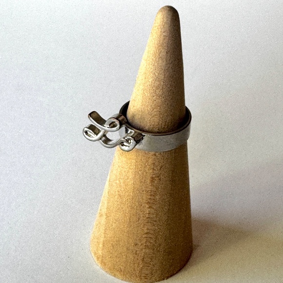 Initial L Letter Ring, Size US 6 1/2 - Picture 8 of 10